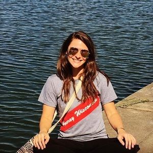 Meet your Posher, Kelly